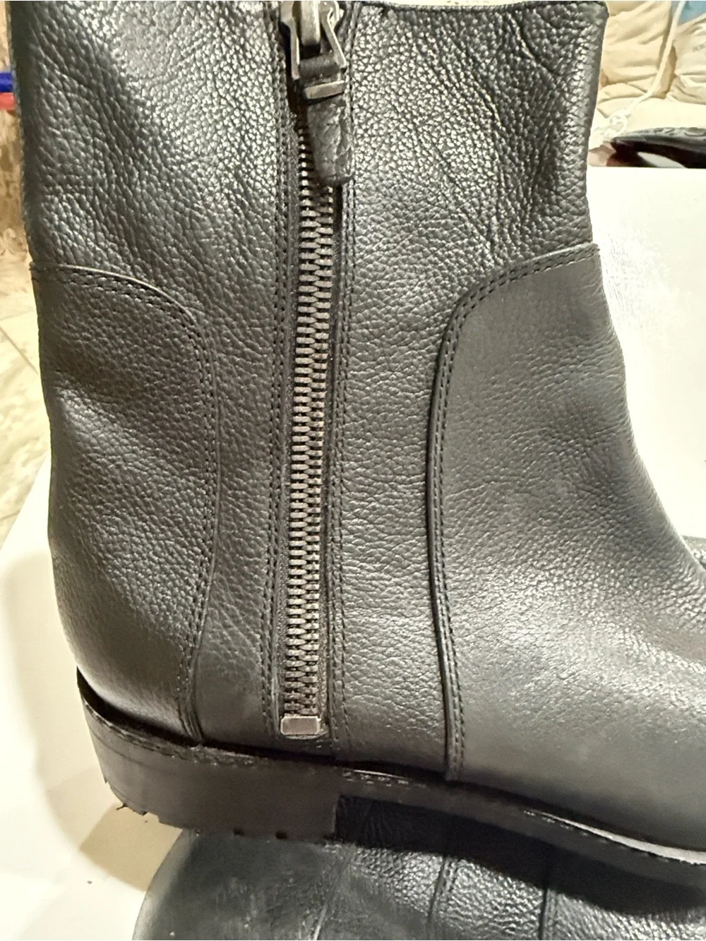 Via Spiga Black Leather outer side Zip-Up Ankle Boots size 11